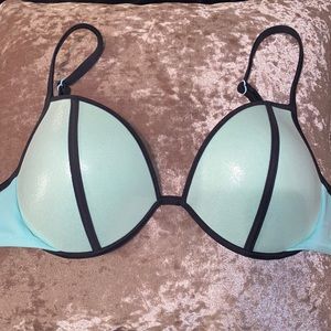 VS triangle Bikini top